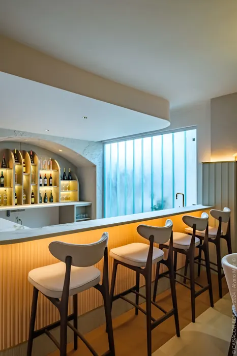 Banqueta London — Essenza