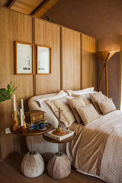 Cama Catalunia — Century